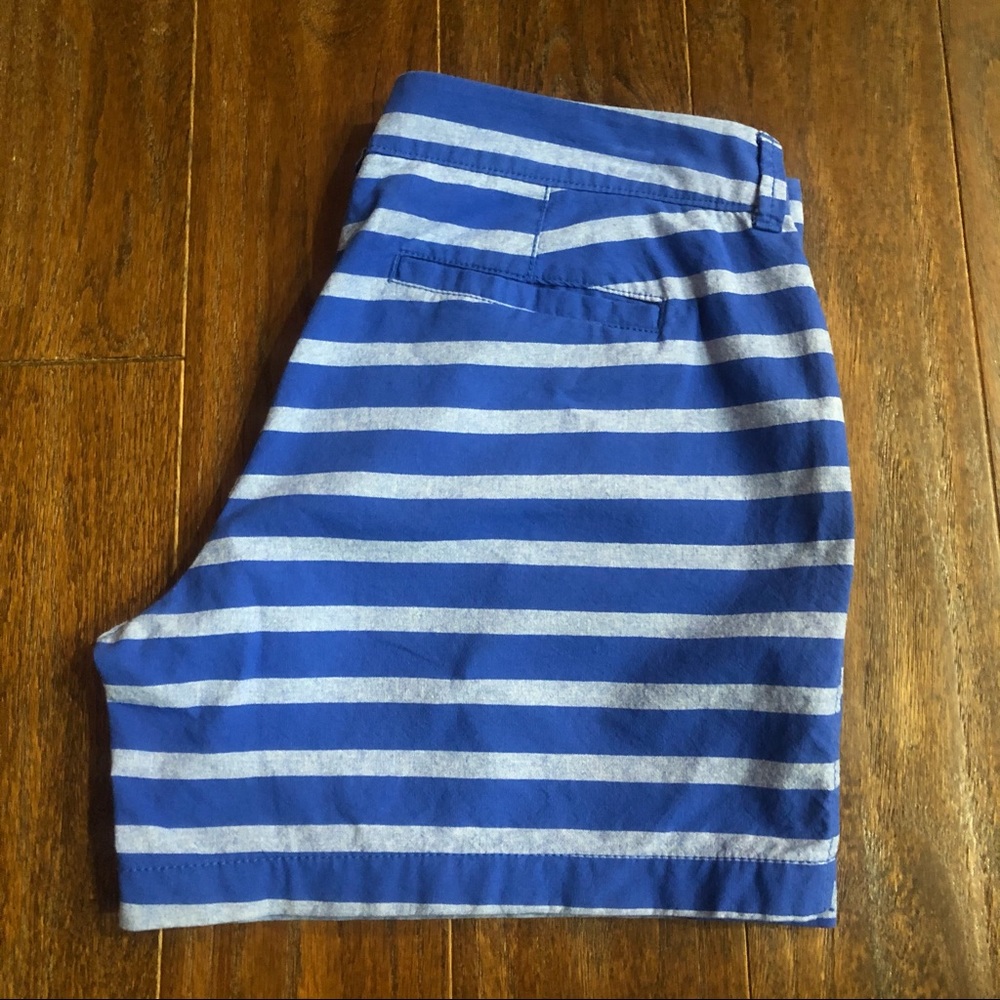 Old Navy Royal Blue Striped Shorts - Picture 4 of 7